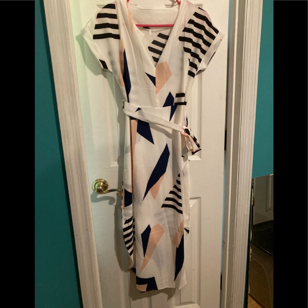Women's Dresses Summer Floral Geometric Pattern Midi V-Neck Casual Dress w/Belt